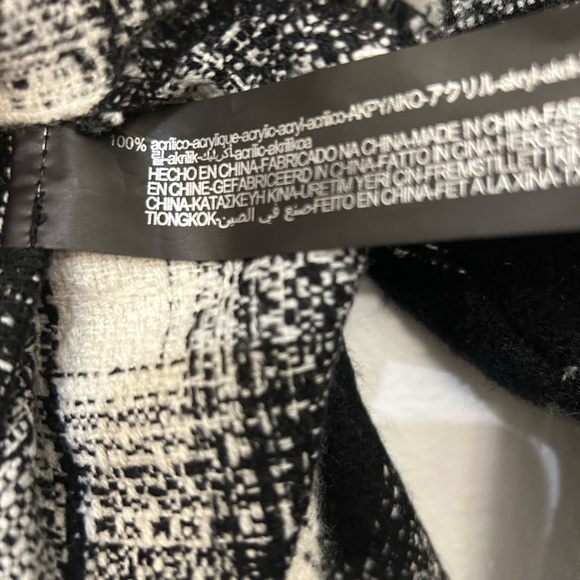 ZARA Black & White Plaid Shirt - Picture 7 of 7